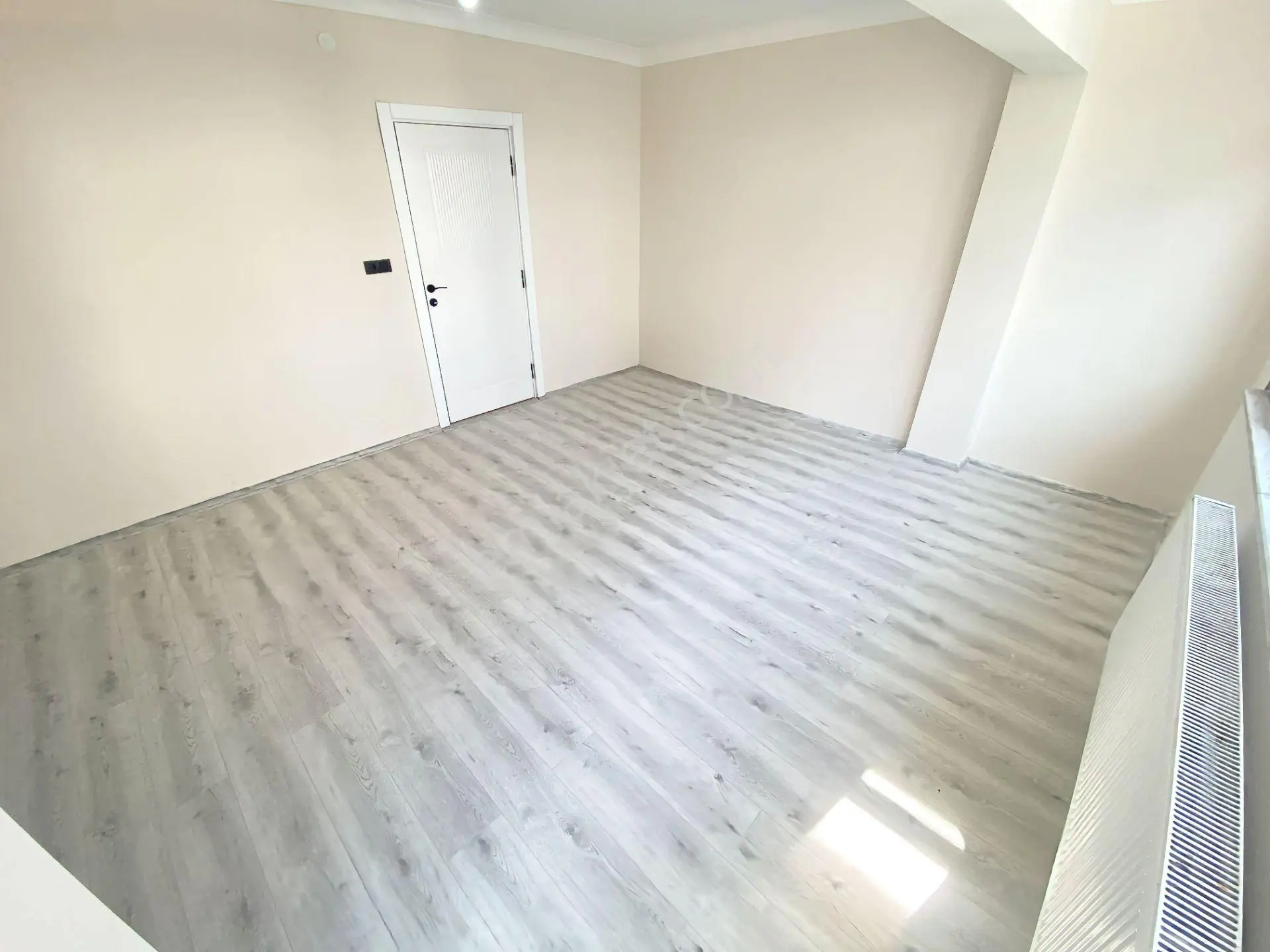 Aktif'ten Akçay Merkezde Satılık Denize 200mt Arakat Ebeveyn Banyolu 2+1 Daire — fotoğraf 13