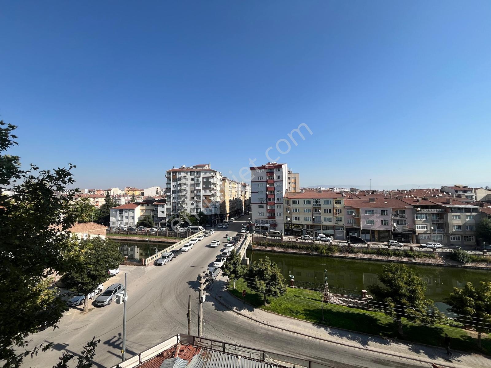 Bess'den Kurtuluş Mah. Vatan Caddesi Üzeri Satılık 3+1 Daire — fotoğraf 22