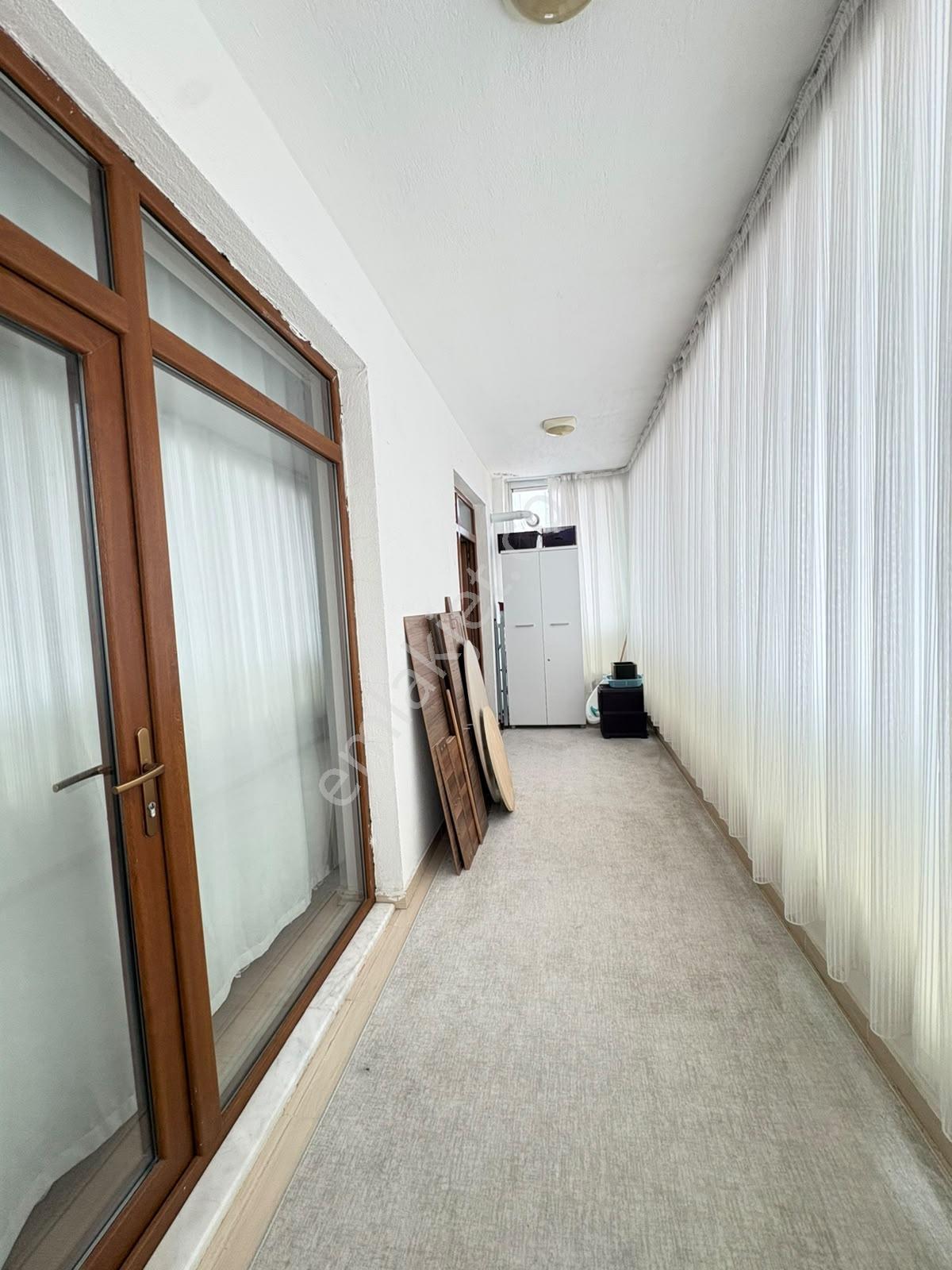 Yüksel Şahin'den Parsana'da 3+1 Arakat Asansörlü 180 M2 Geniş — fotoğraf 6