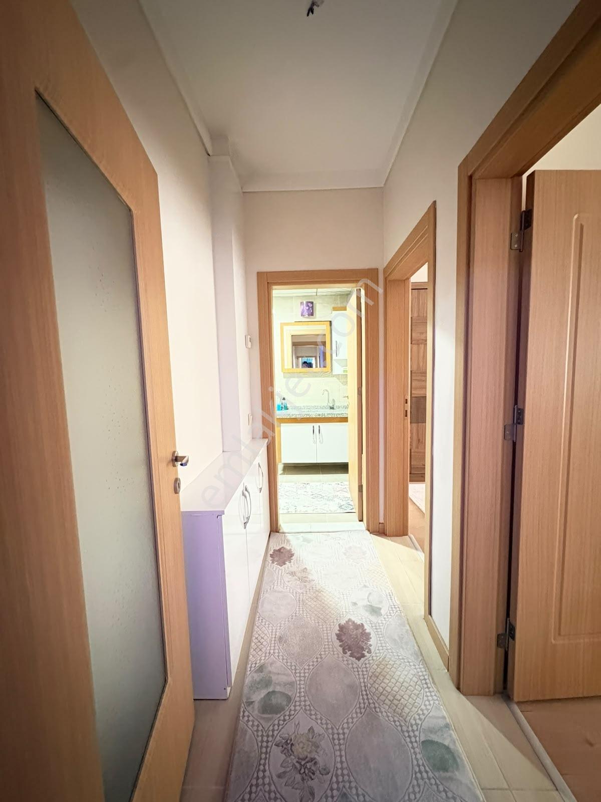 Yüksel Şahin'den Parsana'da 3+1 Arakat Asansörlü 180 M2 Geniş — fotoğraf 16