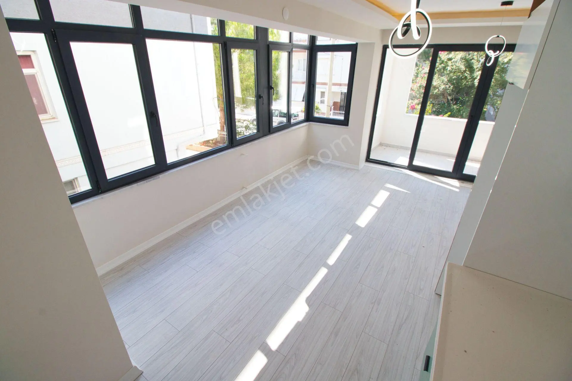 Aktif'ten Akçay Merkezde Satılık Ön Cephe Arakat Denize 300mt Full Yapılı 2+1 Daire — fotoğraf 11