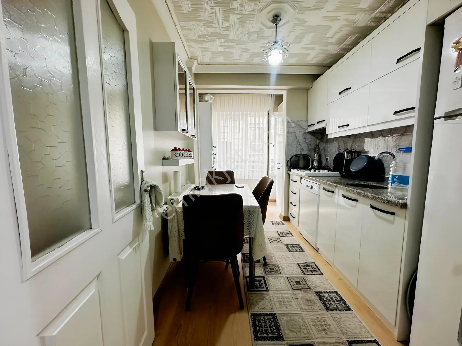 Alban'dan Metrobüse Yürüme Mesafesinde 100m² Masrafsız 2+1 Daire — fotoğraf 5