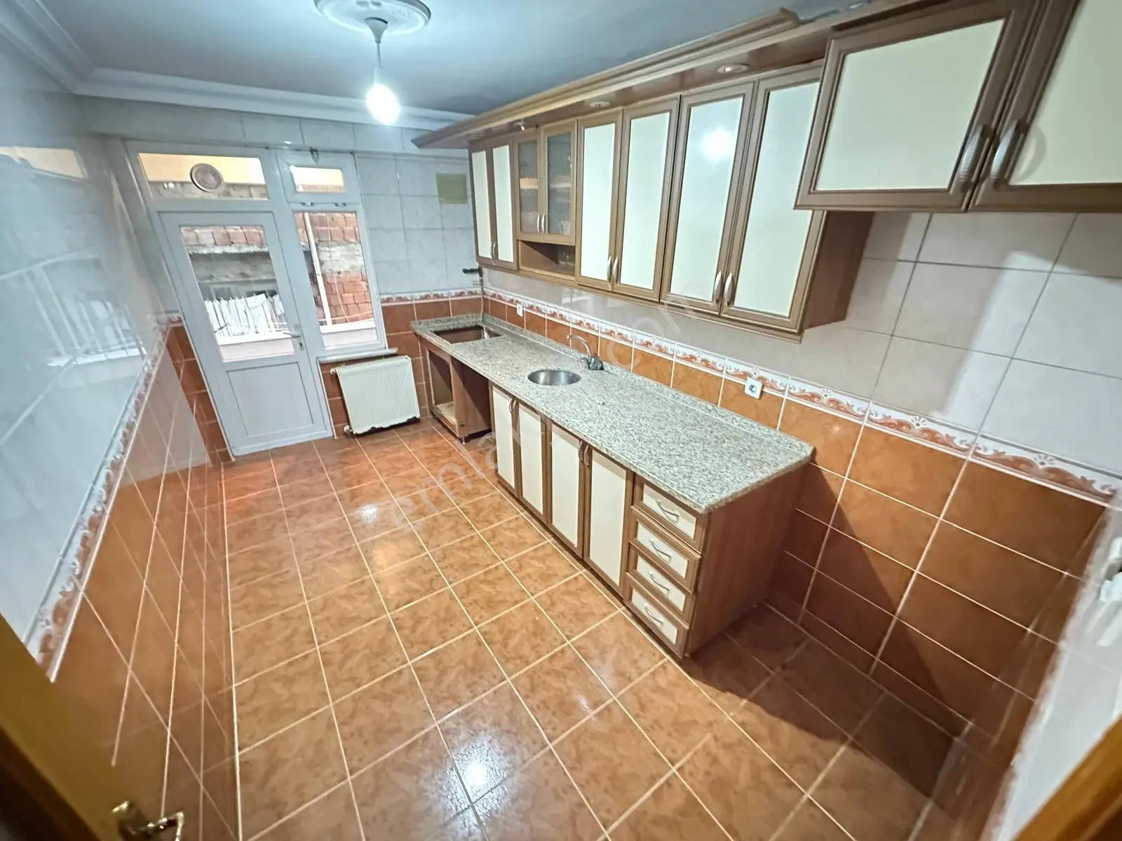 Pusula İnş'tan 50.yıl Mah 2+1 100m2 Katılım Evlerine Uygun Ara Kat — fotoğraf 5