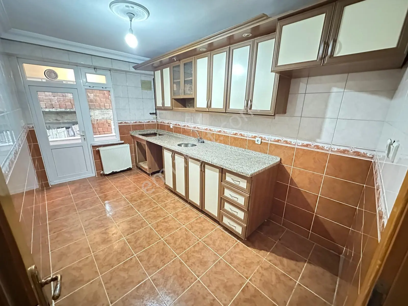Pusula İnş'tan 50.yıl Mah 2+1 100m2 Katılım Evlerine Uygun Ara Kat — fotoğraf 18