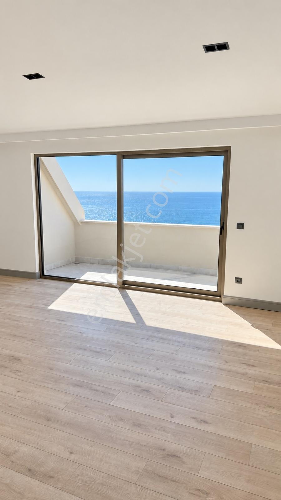 Alanya Kestel Denize Sıfır Kale Ve Deniz Manzaralı Dubleks Daire — fotoğraf 3