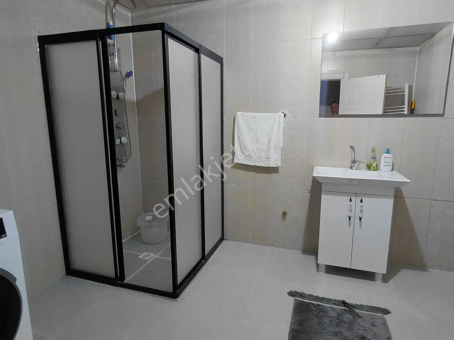 Koç Emlaktan Satılık 3+1 Daire — fotoğraf 12