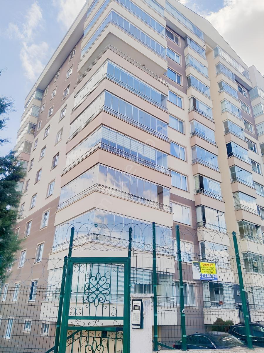Efor Emlaktan Paşa Evlerinde 3+1 Full Yapılı Satılık Daire