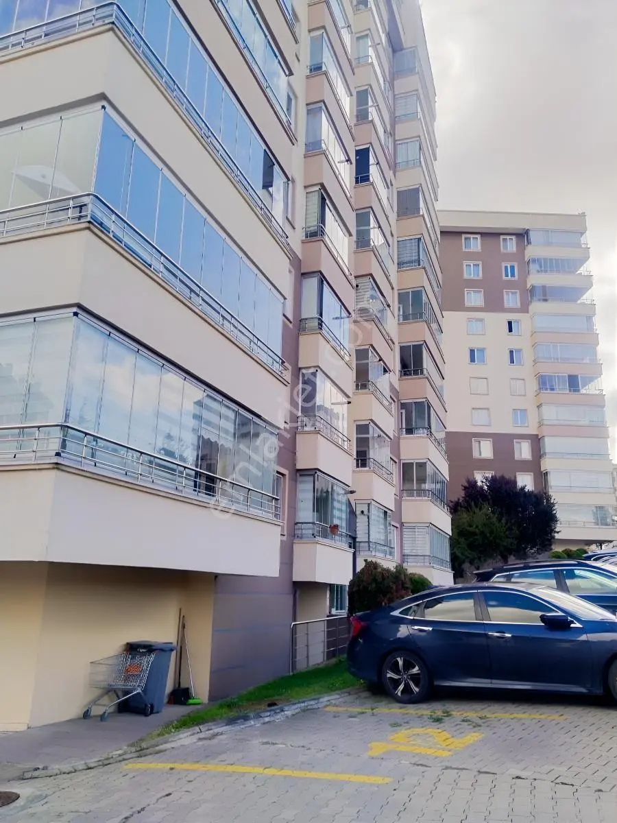Efor Emlaktan Paşa Evlerinde 3+1 Full Yapılı Satılık Daire — fotoğraf 7