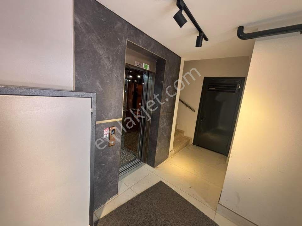 Tc Emlaktan Satılık Sıfır Site İçersinde ! — fotoğraf 11