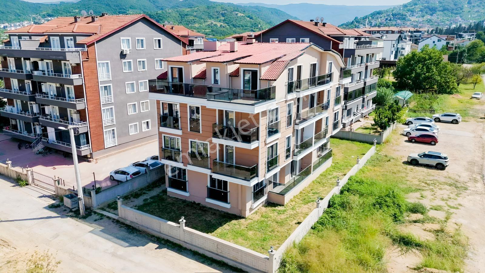 Gölcükte Fırsat Fiyata 148 M2 Geniş Teraslı Sıfır Satılık Daire