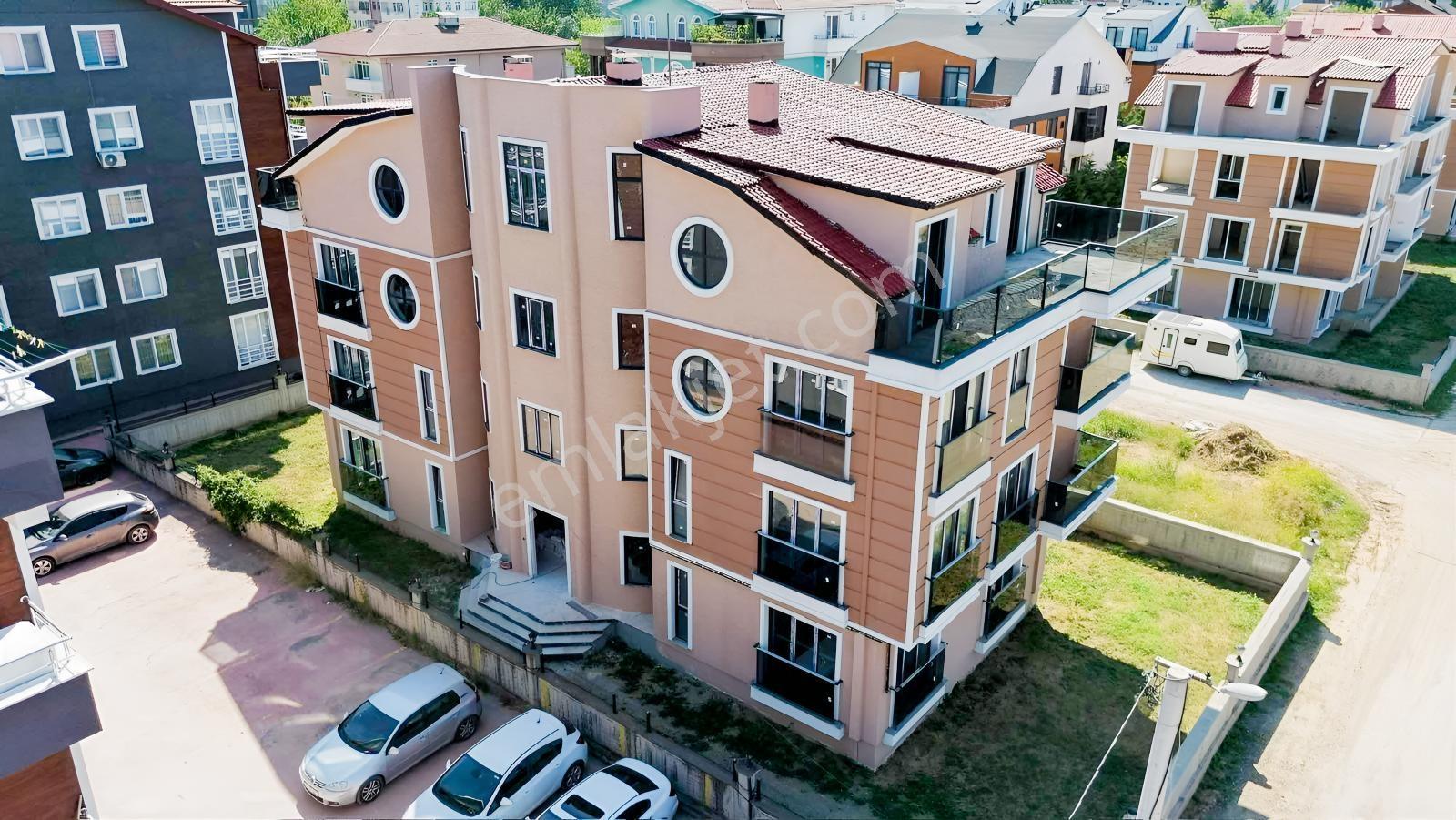 Gölcükte Fırsat Fiyata 148 M2 Geniş Teraslı Sıfır Satılık Daire — fotoğraf 2