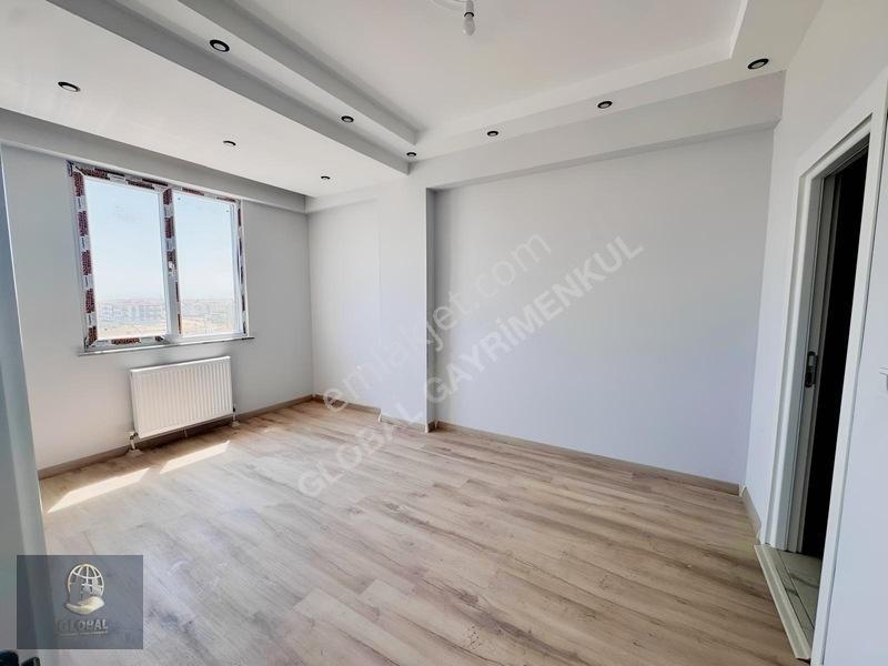 Çorlu Çobançeşme Bulvarcephe Sıfır E.banyolu 3+1 — fotoğraf 12
