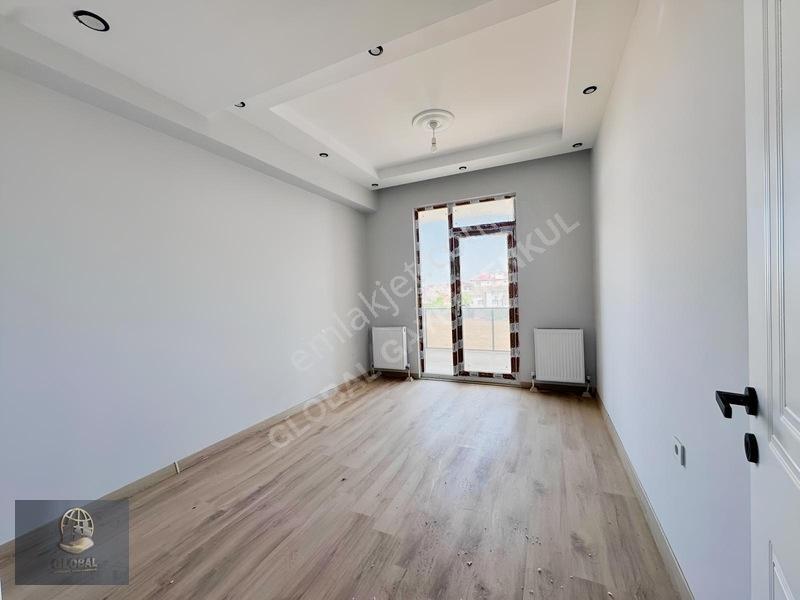 Çorlu Çobançeşme Bulvarcephe Sıfır E.banyolu 3+1 — fotoğraf 18