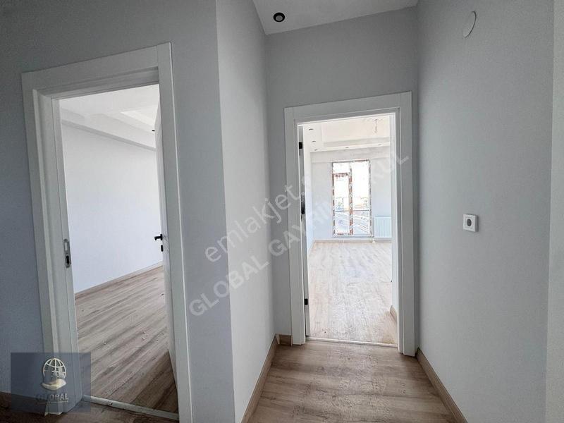 Çorlu Çobançeşme Bulvarcephe Sıfır E.banyolu 3+1 — fotoğraf 19