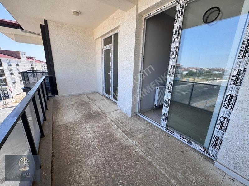 Çorlu Çobançeşme Bulvarcephe Sıfır E.banyolu 3+1 — fotoğraf 22