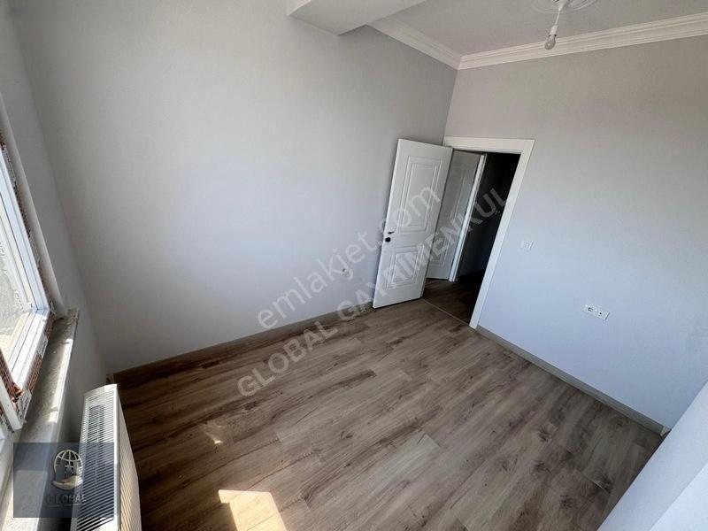 Çorlu Çobançeşme Bulvarcephe Sıfır E.banyolu 3+1 — fotoğraf 24