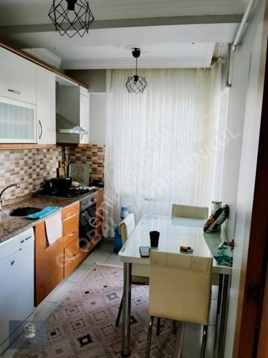 Hatıp Mahallesı Sarılar Yolu Uzerı Cadde Cephelı 2+1 Satılık