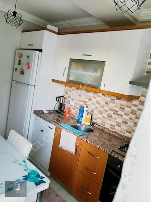 Hatıp Mahallesı Sarılar Yolu Uzerı Cadde Cephelı 2+1 Satılık — fotoğraf 4