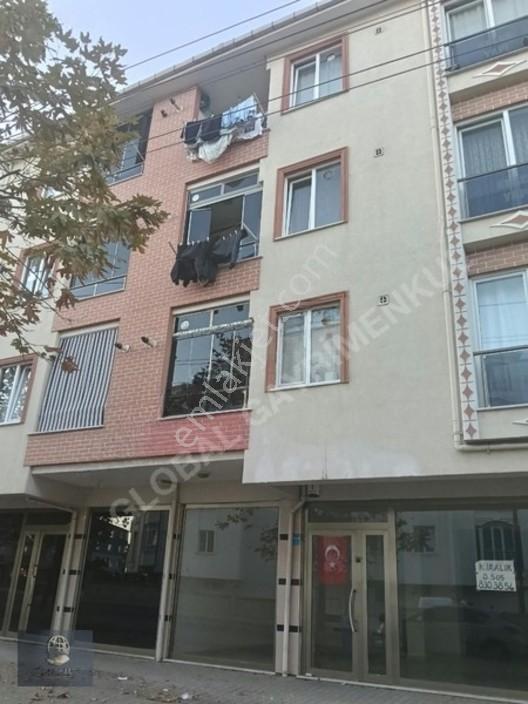 Hatıp Mahallesı Sarılar Yolu Uzerı Cadde Cephelı 2+1 Satılık — fotoğraf 25