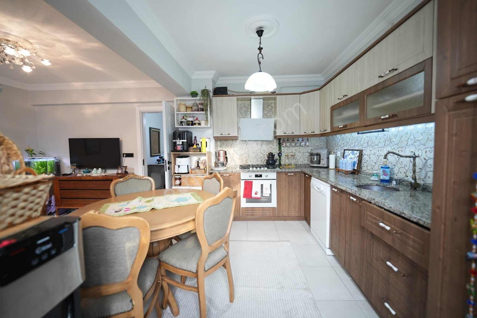 Arifiye Arifbey Mahallesinde Satılık 4+1 Dubleks Daire — fotoğraf 7