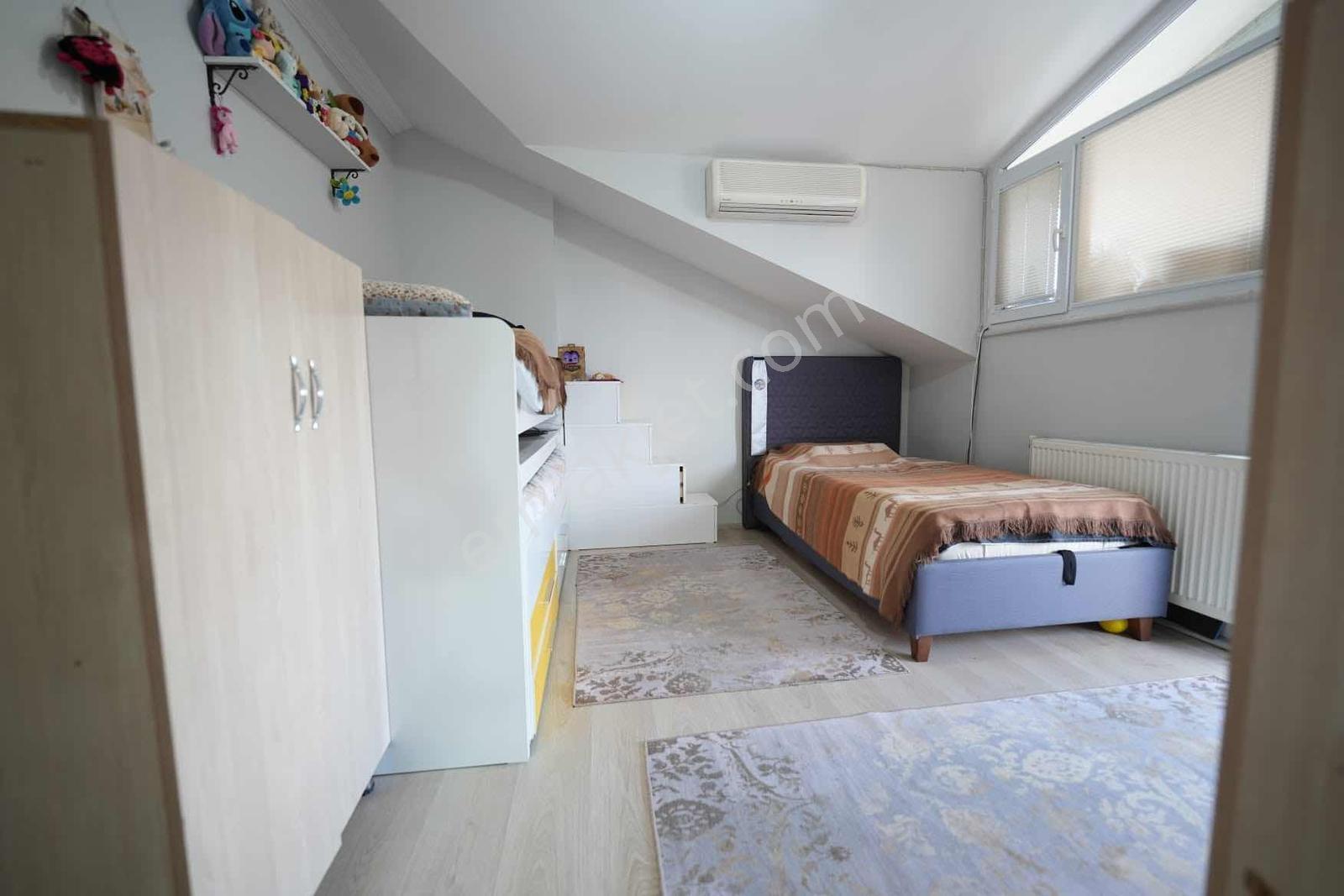 Arifiye Arifbey Mahallesinde Satılık 4+1 Dubleks Daire — fotoğraf 16