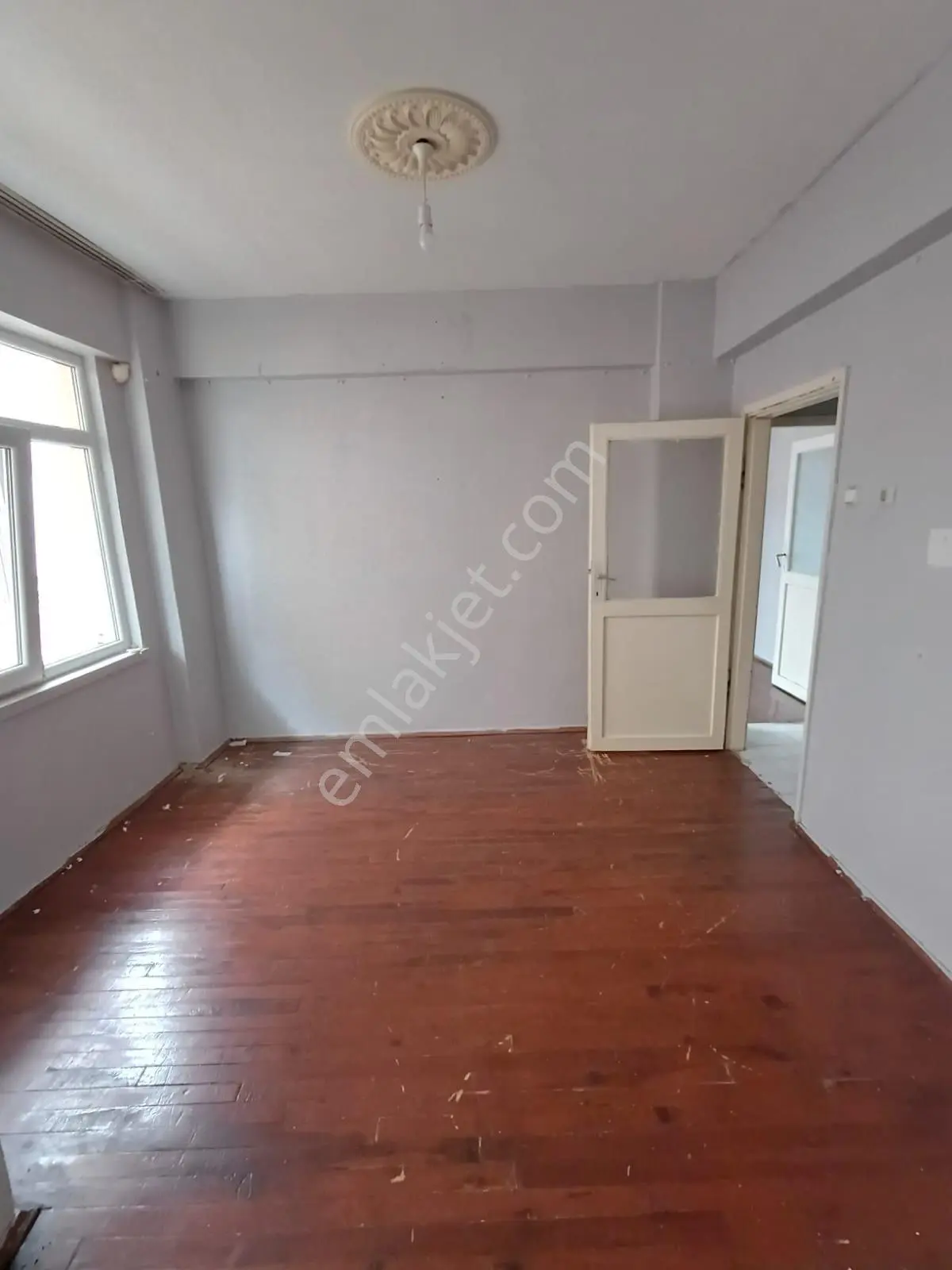 Fevzi Çakmak Mahallesinde İçi Temiz Bakımlı Satılık Daire — fotoğraf 3