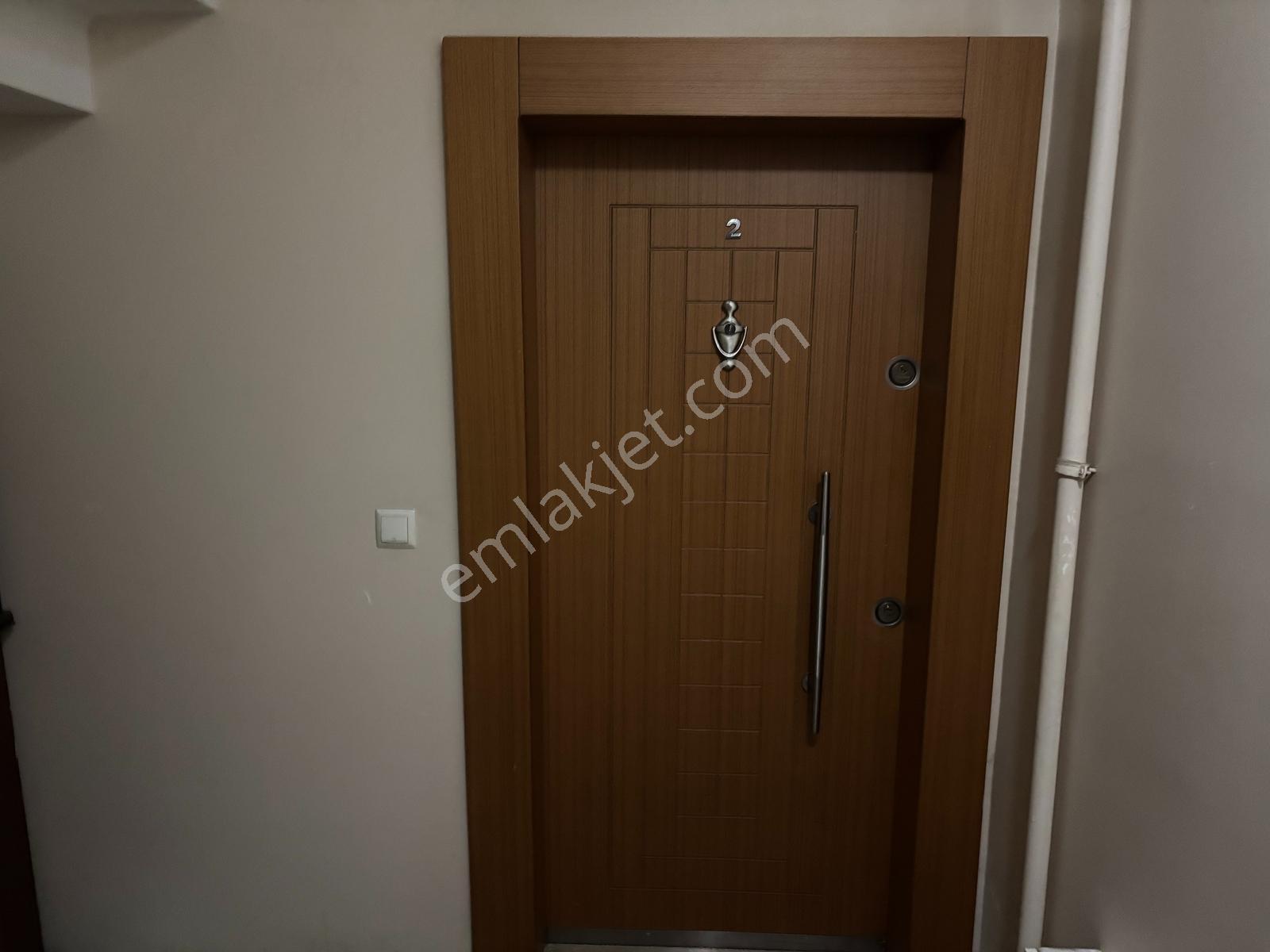 F-l Emlaktan Cengiz Topel 1+1 Bahçeli, Eşyalı, 28500tl Kiracılı — fotoğraf 13