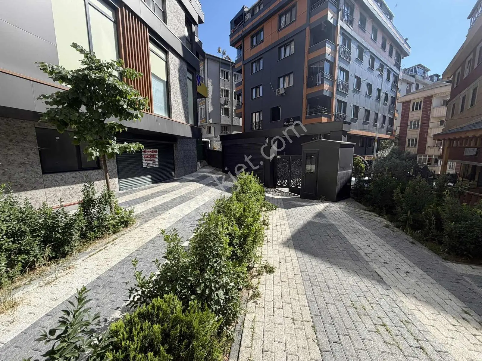 Silahtarağa 2+1 Balkonlu Otoparklı Asansörlüc Daire — fotoğraf 10