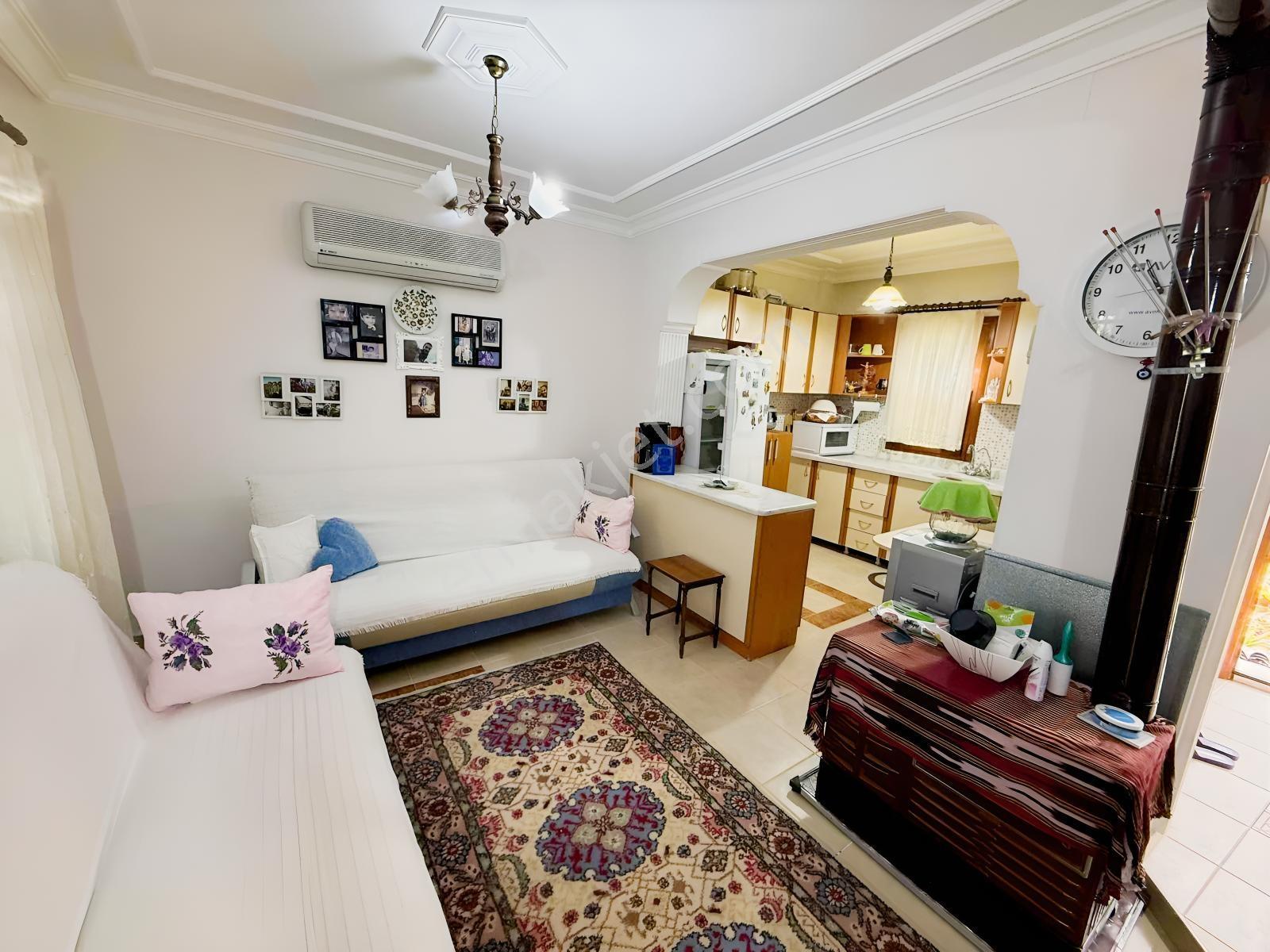 Aleyna Sitesinde Havuzlu Villa — fotoğraf 19