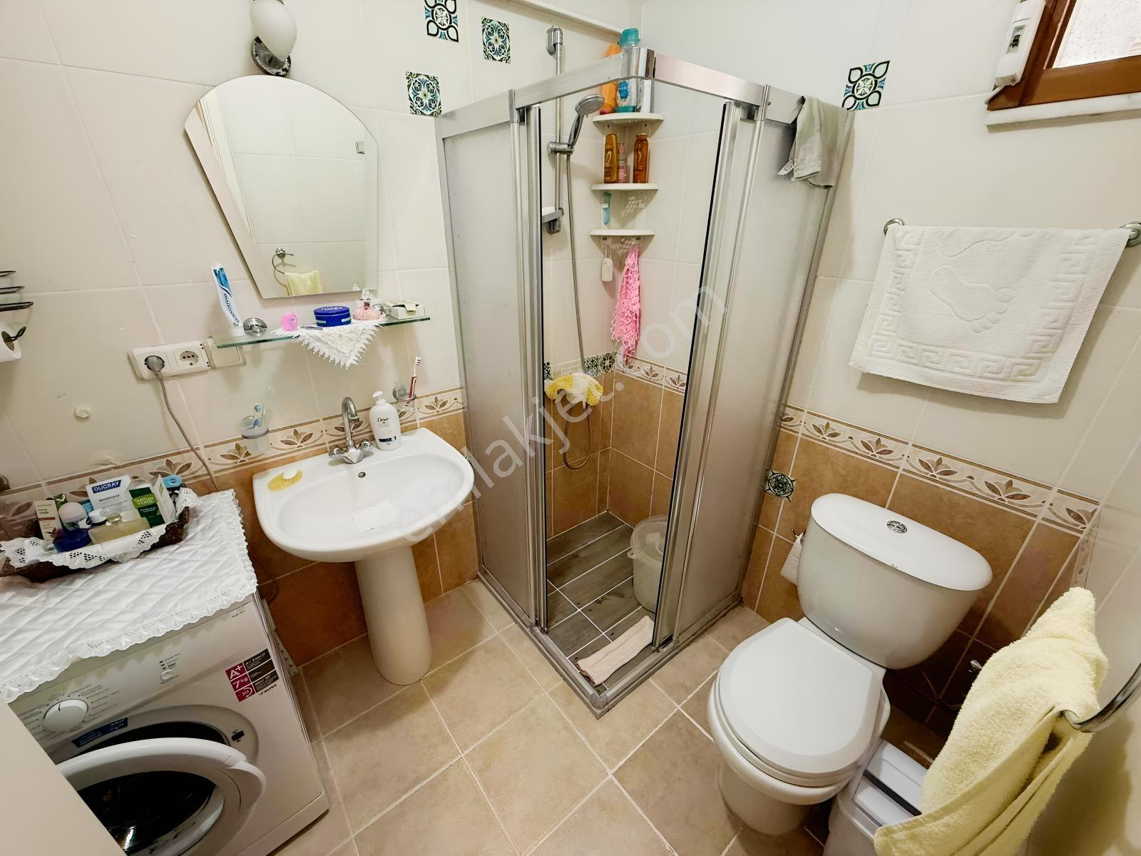 Aleyna Sitesinde Havuzlu Villa — fotoğraf 29