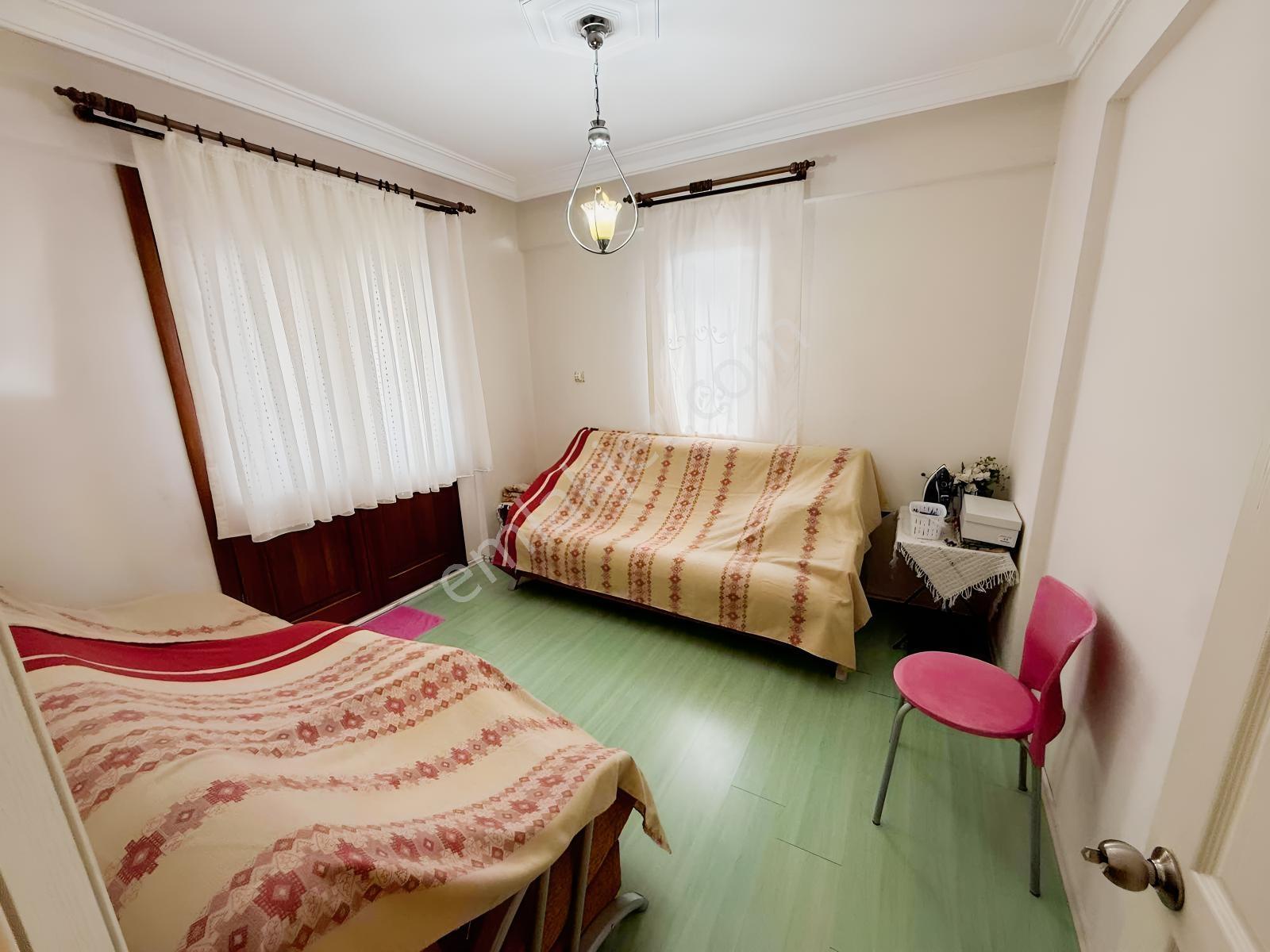 Aleyna Sitesinde Havuzlu Villa — fotoğraf 31
