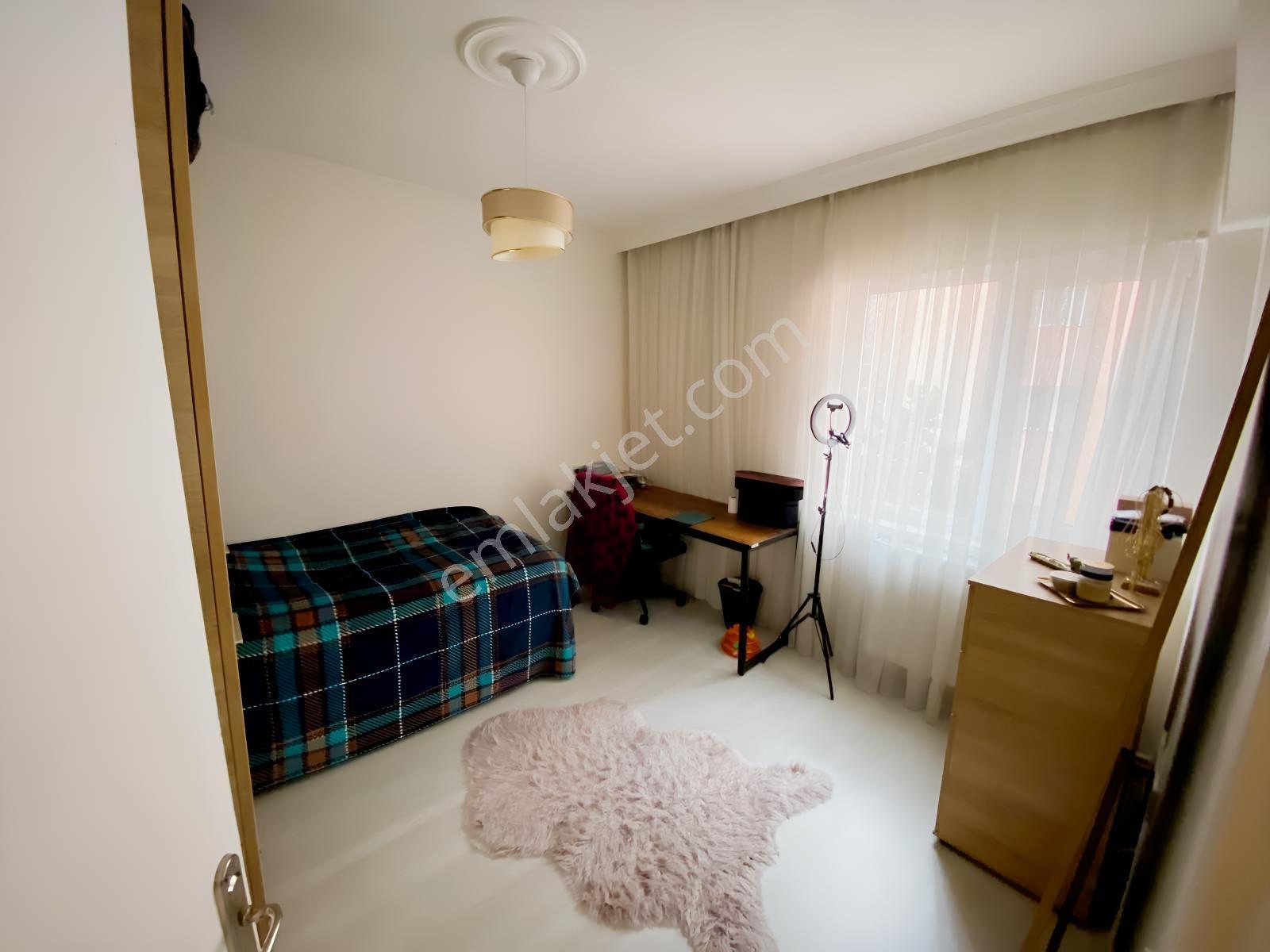 Es'as'tan Elvan Mh'de Bakımlı Bağımsız 3+1 Satılık Daire — fotoğraf 9