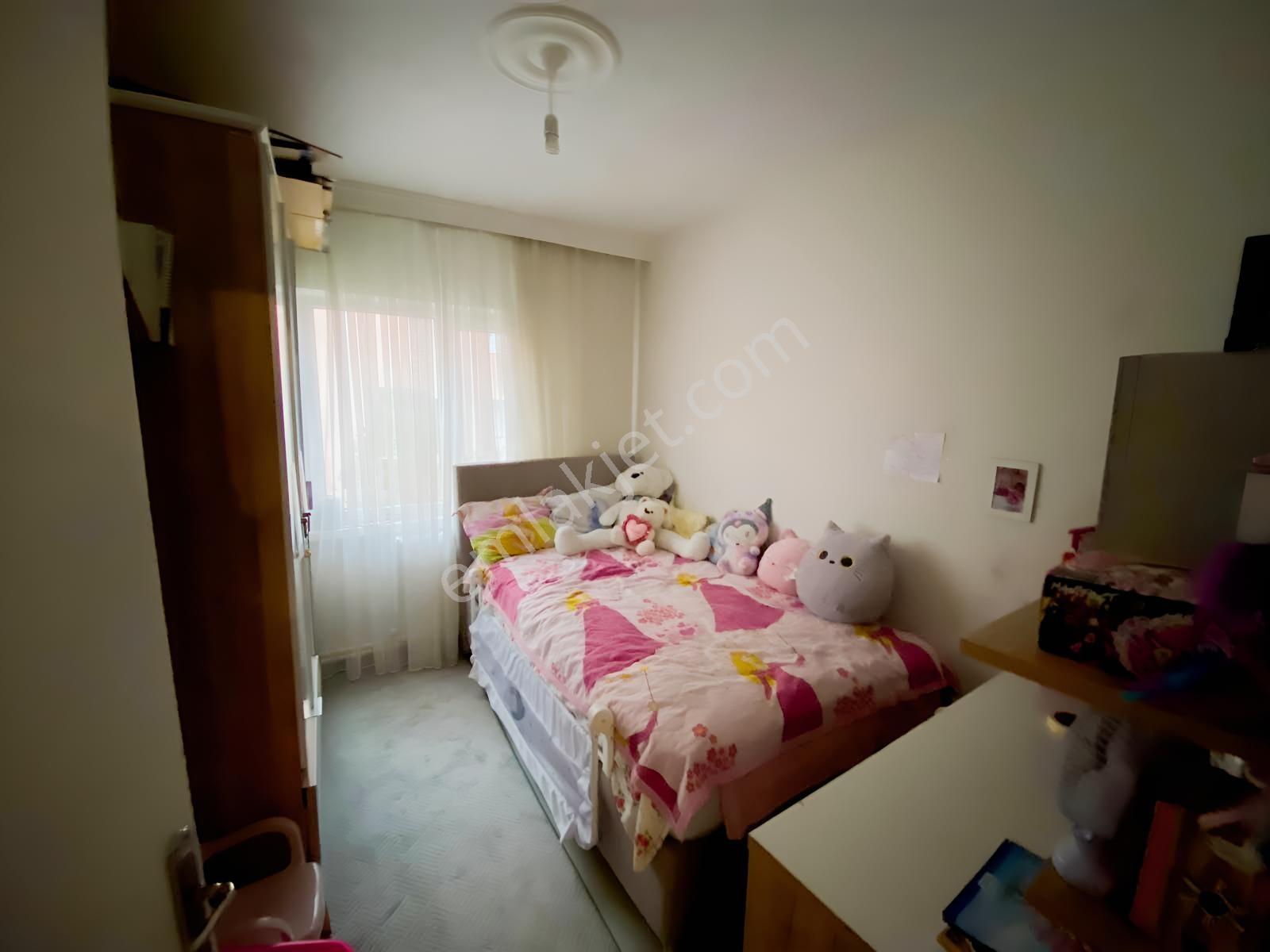 Es'as'tan Elvan Mh'de Bakımlı Bağımsız 3+1 Satılık Daire — fotoğraf 13
