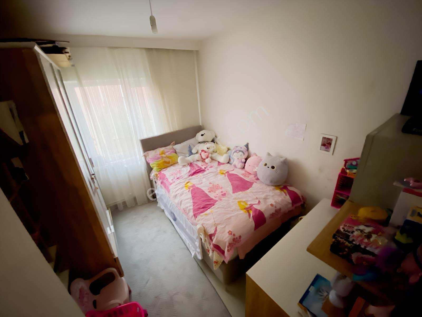 Es'as'tan Elvan Mh'de Bakımlı Bağımsız 3+1 Satılık Daire — fotoğraf 16
