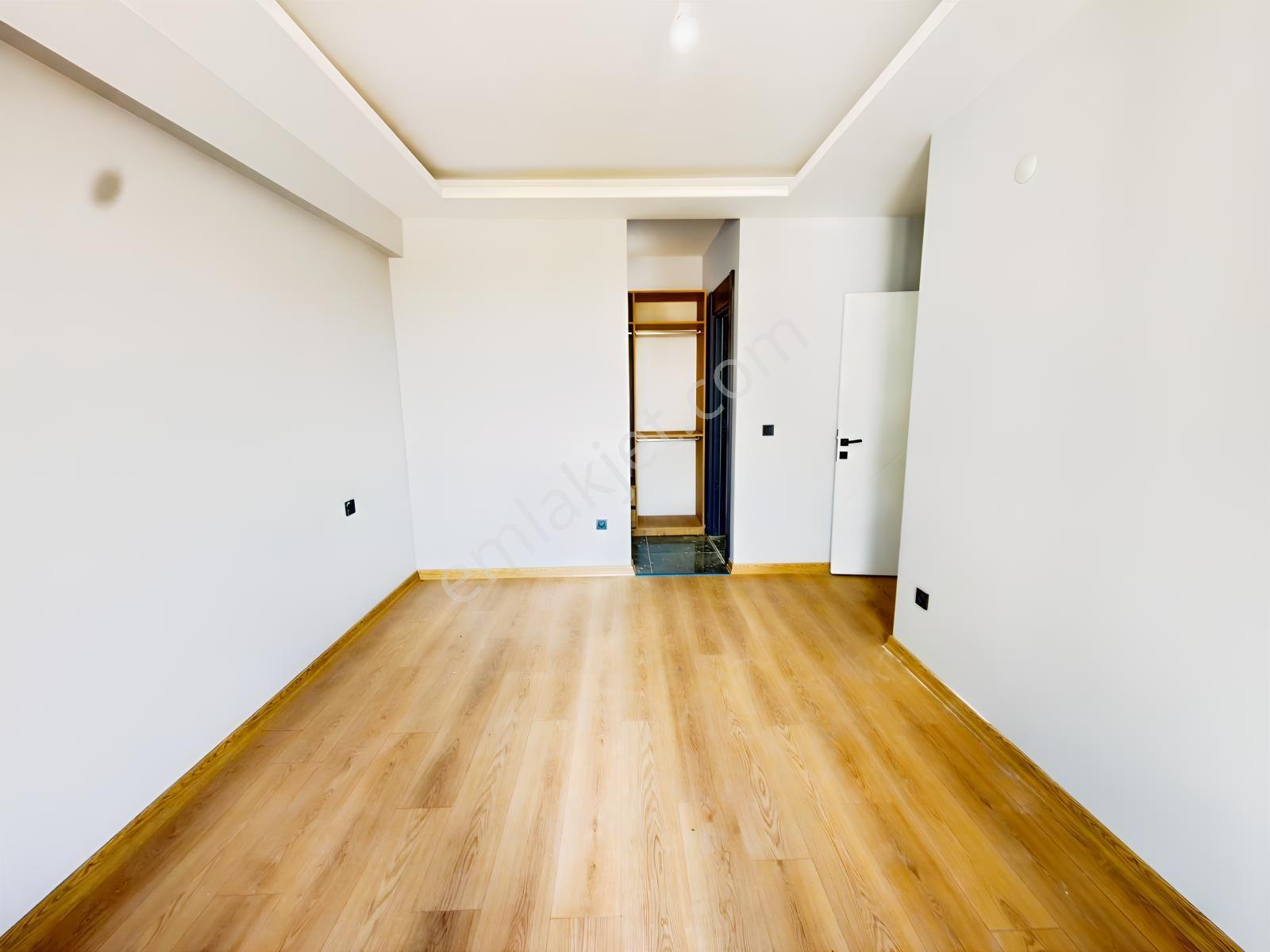 Var'dan Çerkezköy Tepe'de Sıfır Site İçerisinde Lüxx 3+1 Dairee — fotoğraf 3