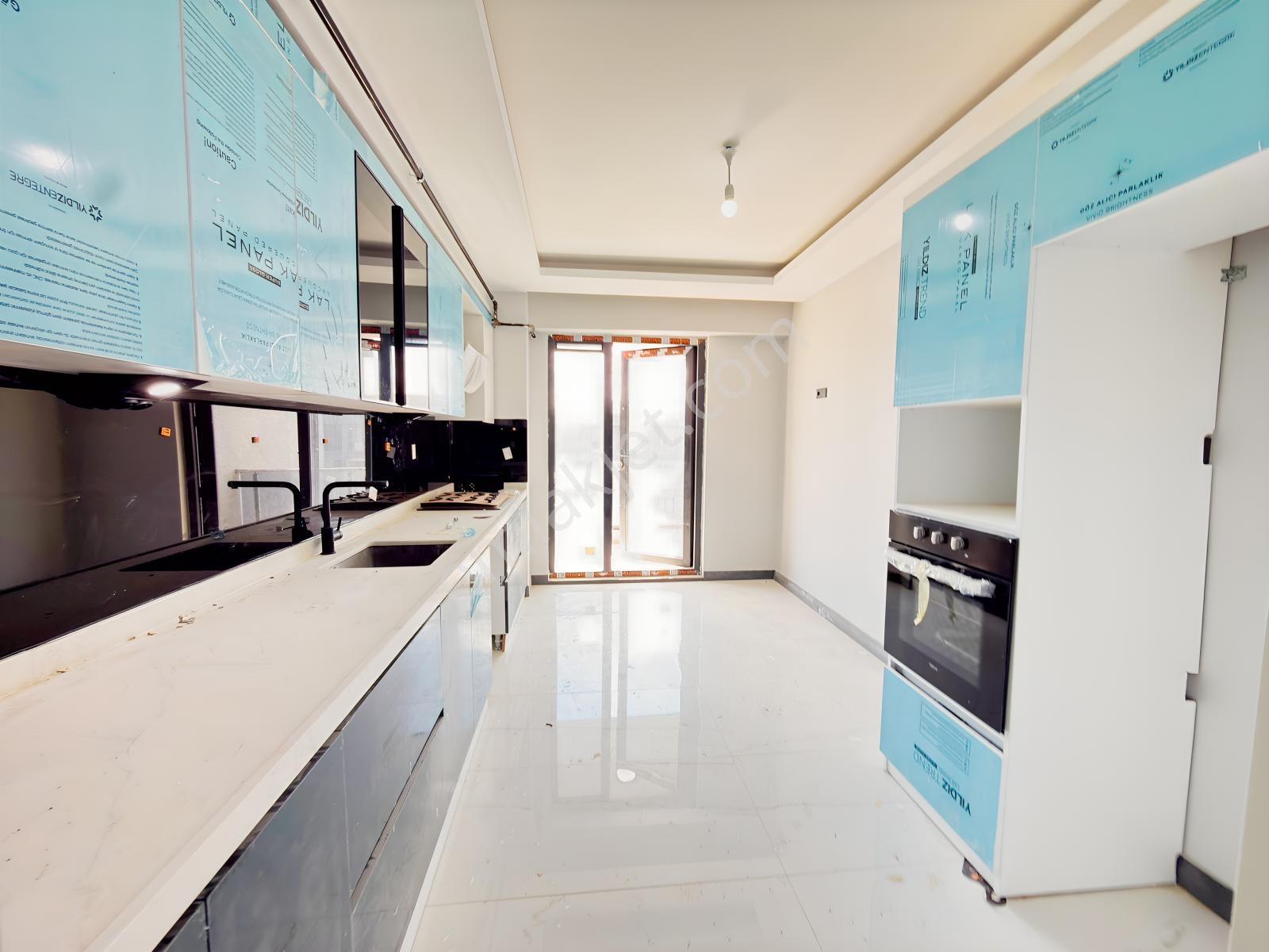Var'dan Çerkezköy Tepe'de Sıfır Site İçerisinde Lüxx 3+1 Dairee — fotoğraf 32