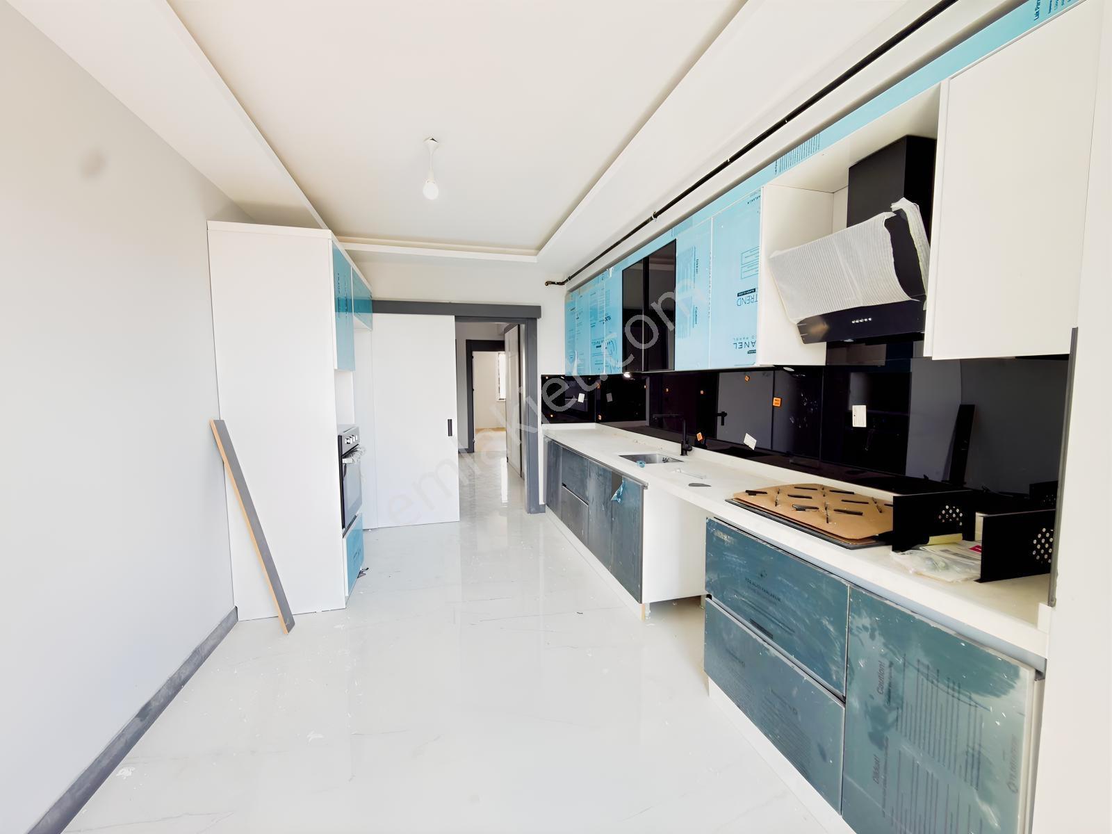 Var'dan Çerkezköy Tepe'de Sıfır Site İçerisinde Lüxx 3+1 Dairee — fotoğraf 35