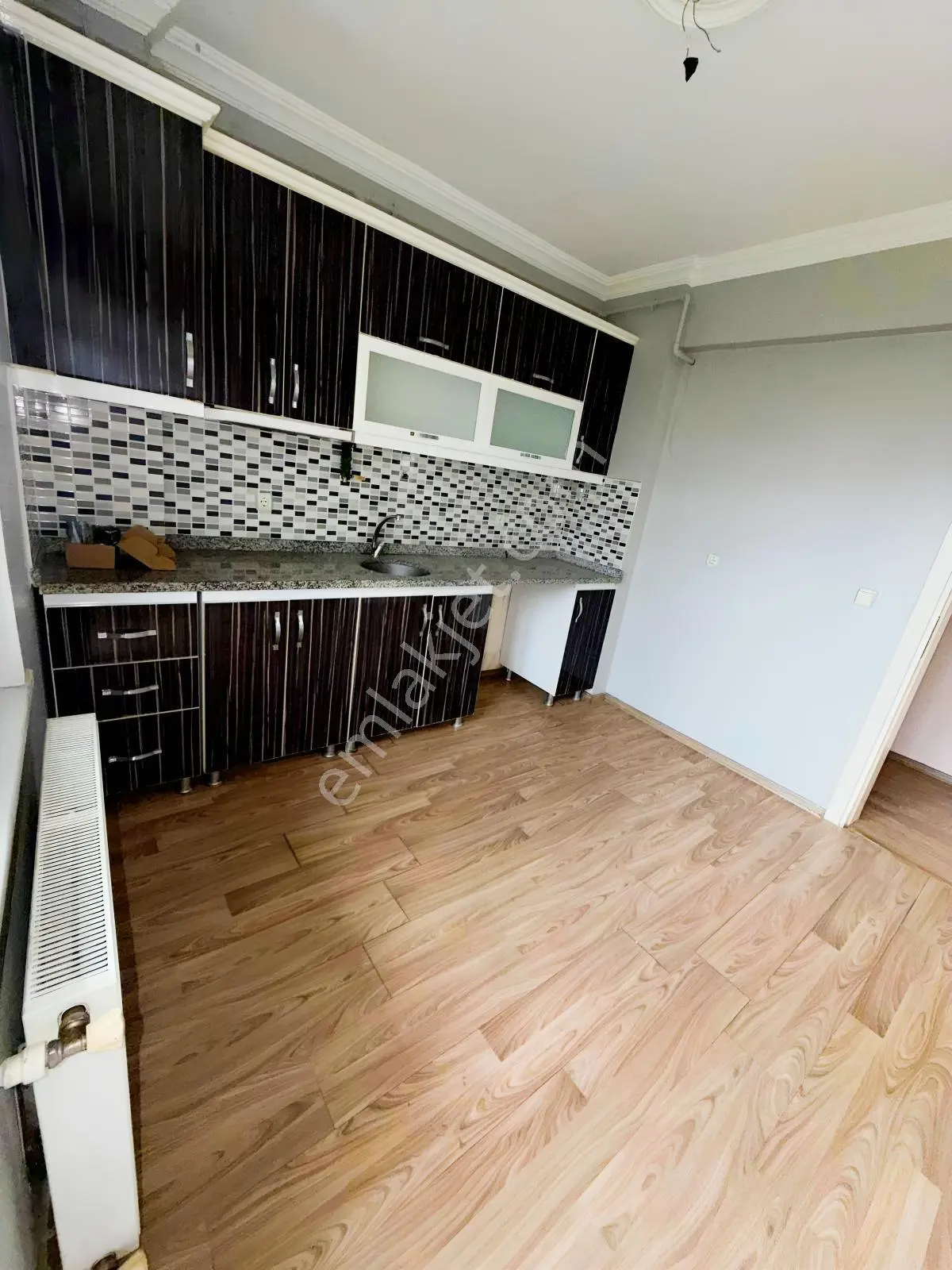 Çerkezköy Fatih Mahallesinde Huzur Evi Altında 3+1 Satılık — fotoğraf 3