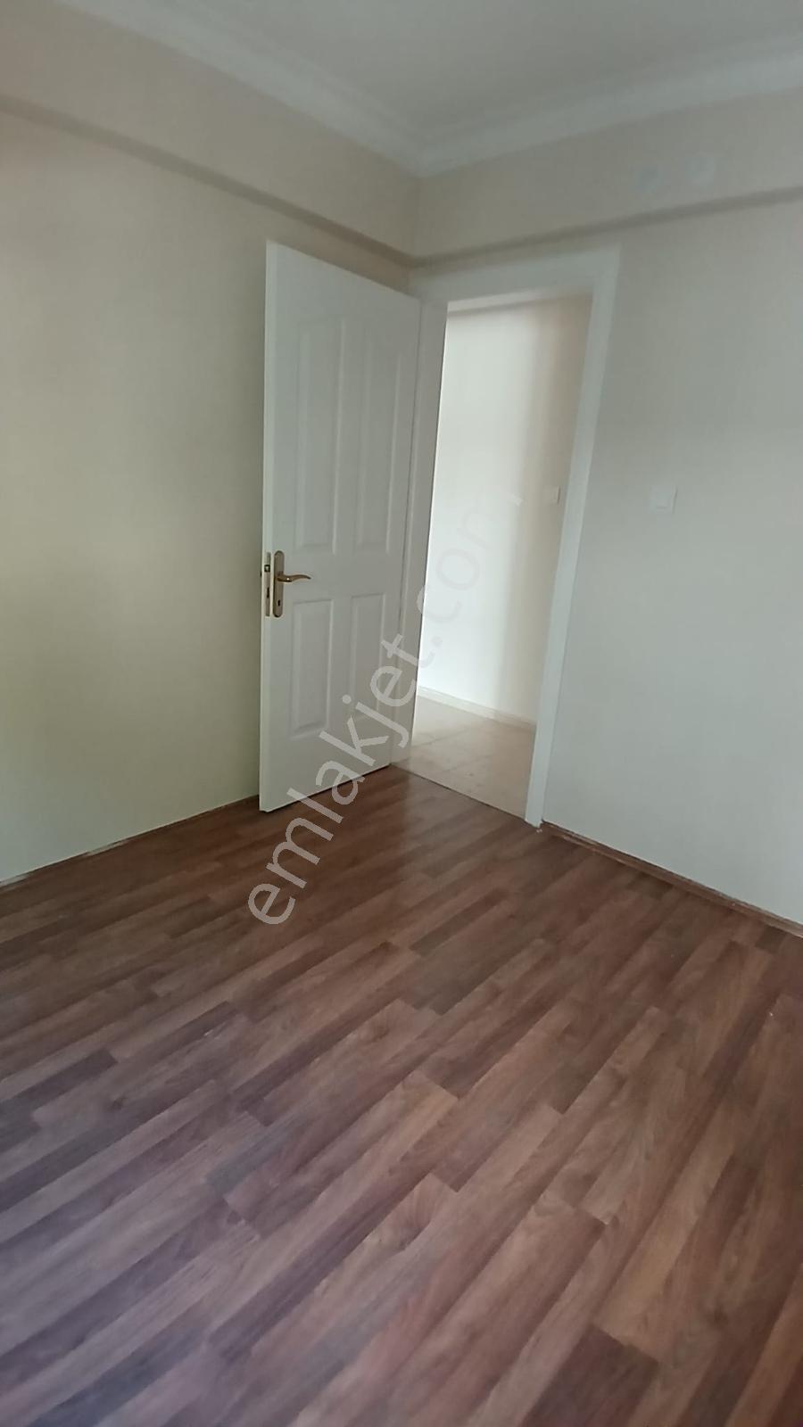 Buca Barış Mahallesinde Kız Kulesi Geniş Metrekareli 3+1 Daire — fotoğraf 12