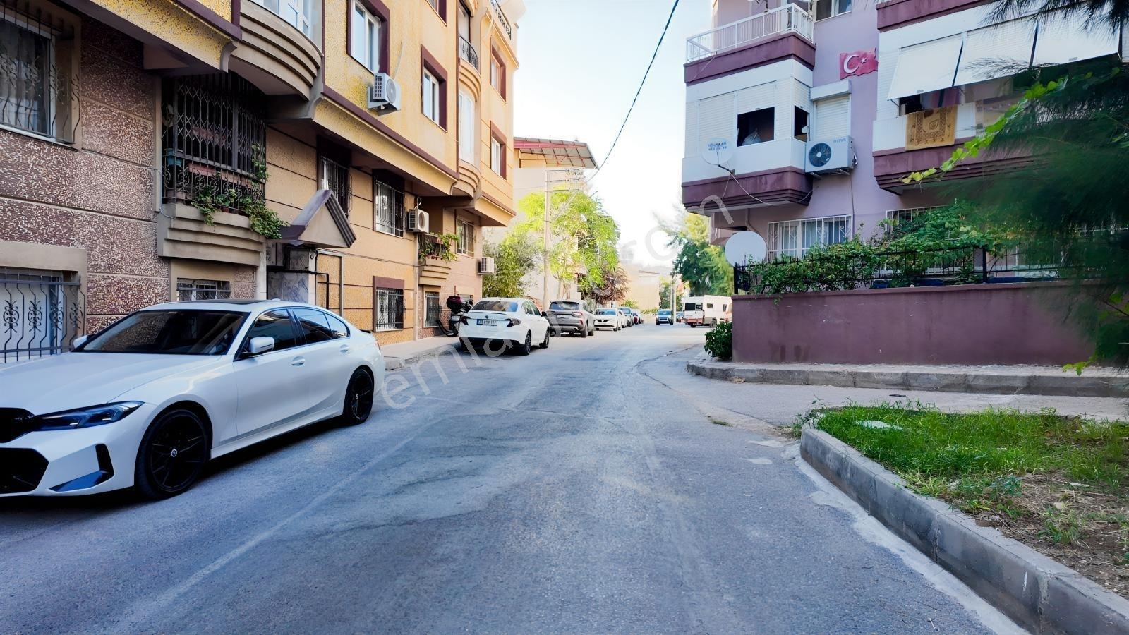 Buca Barış Mahallesinde Kız Kulesi Geniş Metrekareli 3+1 Daire — fotoğraf 28