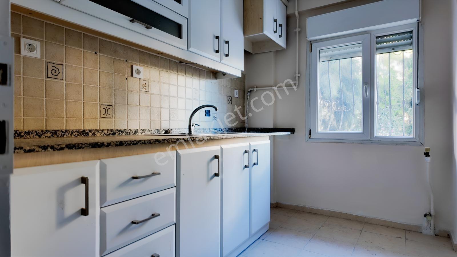 Buca Barış Mahallesinde Kız Kulesi Geniş Metrekareli 3+1 Daire — fotoğraf 30
