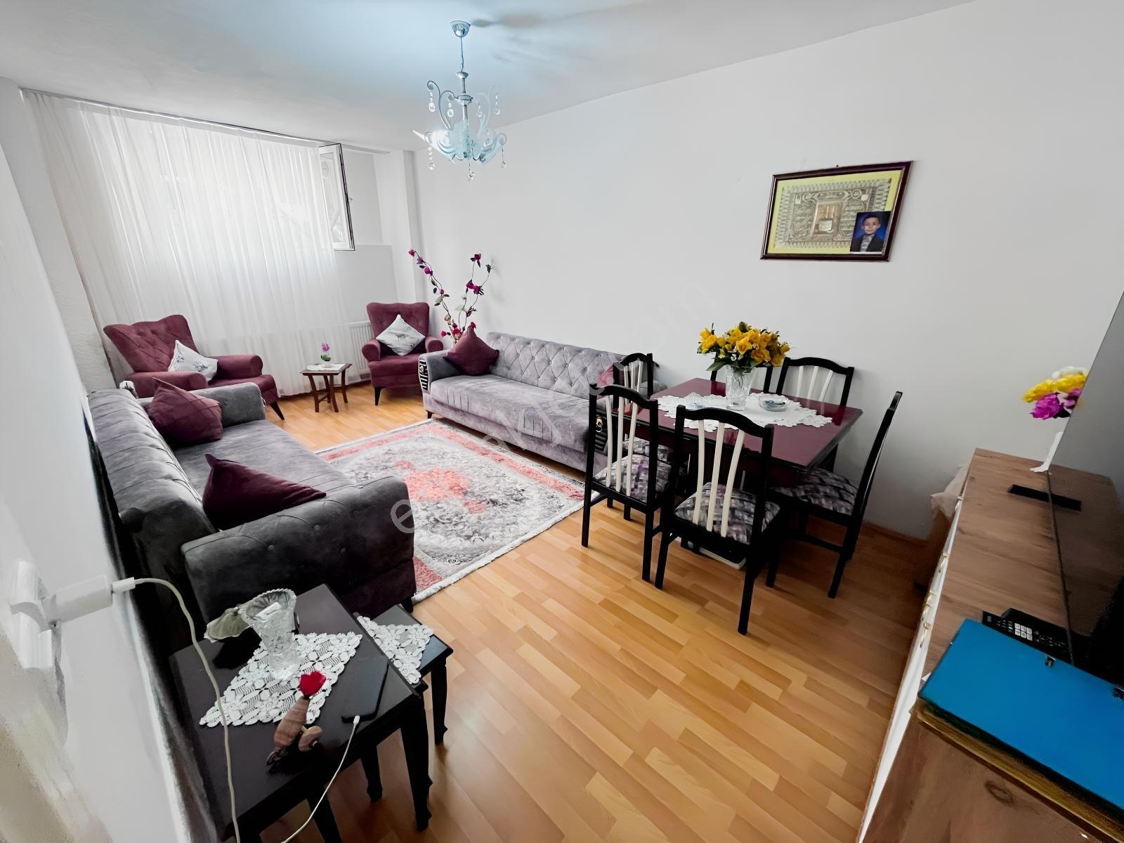 Boşnak Mahallesinde Satılık 2+1 Bahçe Katı — fotoğraf 5