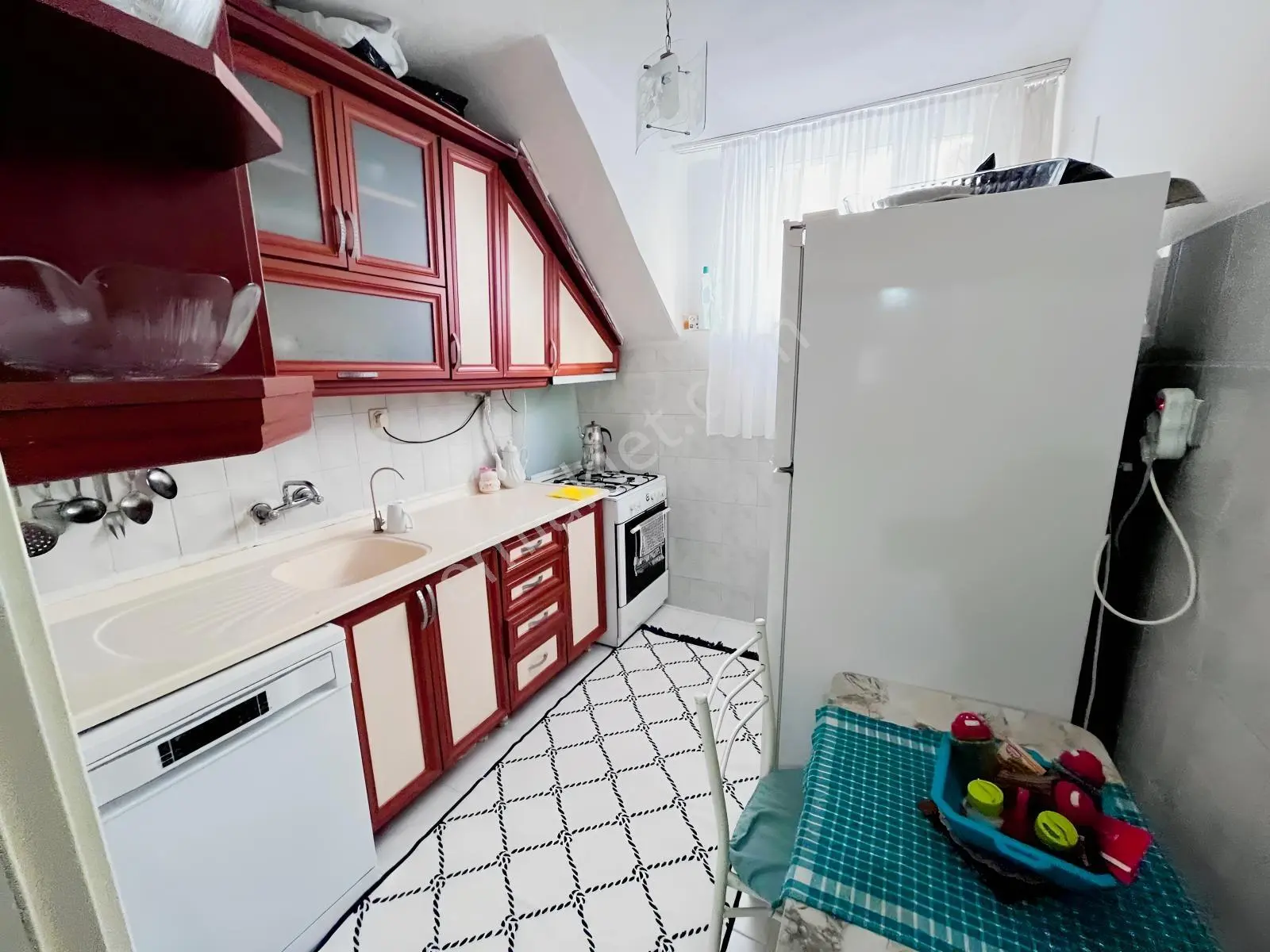 Boşnak Mahallesinde Satılık 2+1 Bahçe Katı — fotoğraf 11