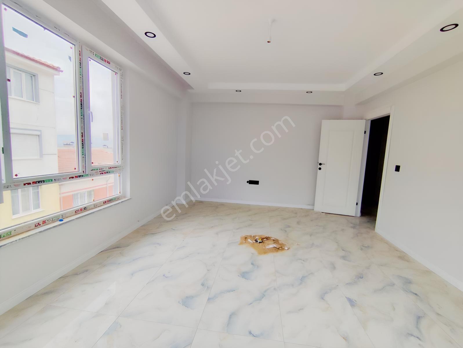 Fazelden 2+1 Geniş Ara Kat Dilek Cad.ve Dilek Tepe P. Yakını D. — fotoğraf 9