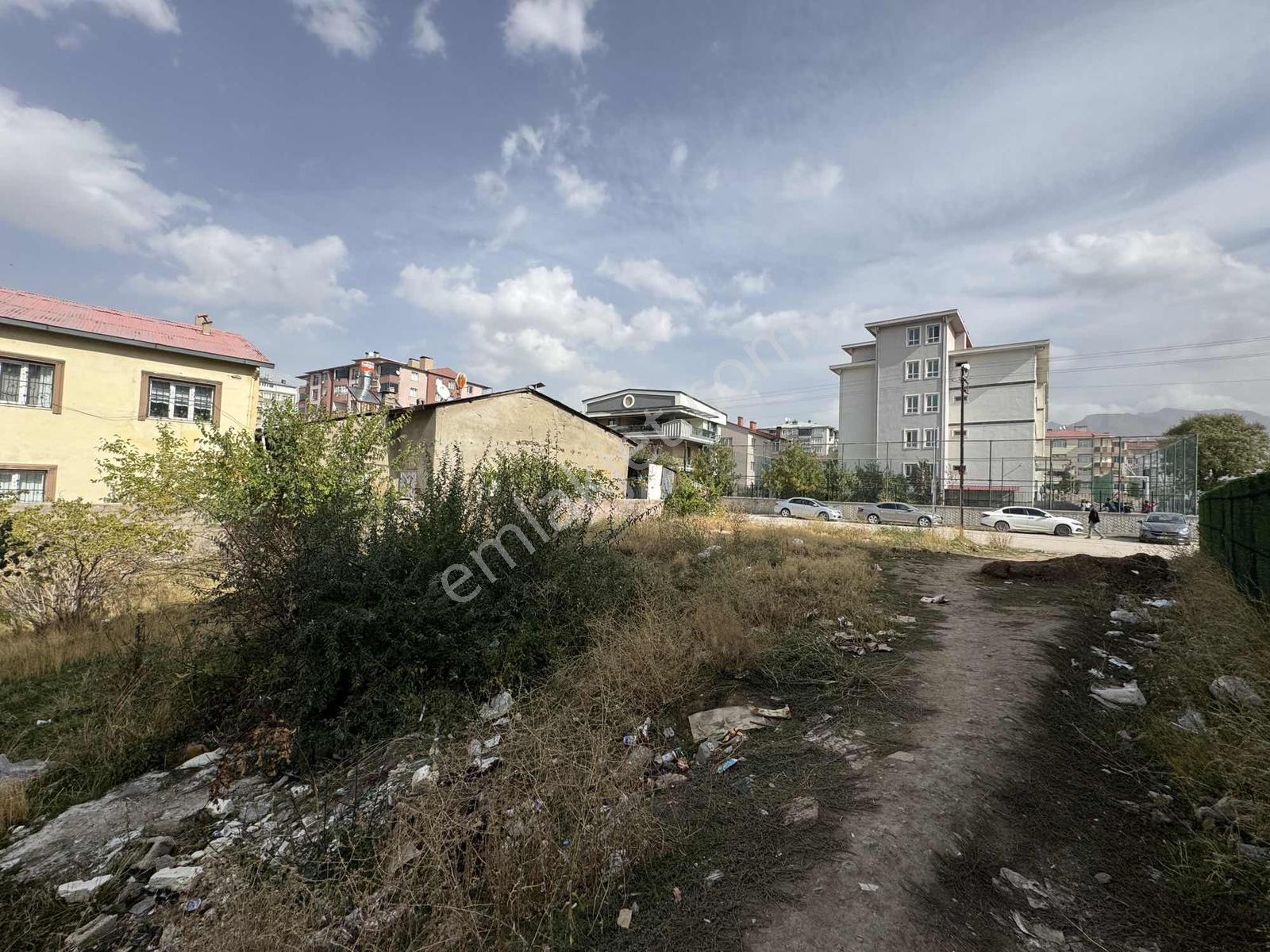 İkinisan Caddesi Yanı Satılık 660 M² Arsa — fotoğraf 4