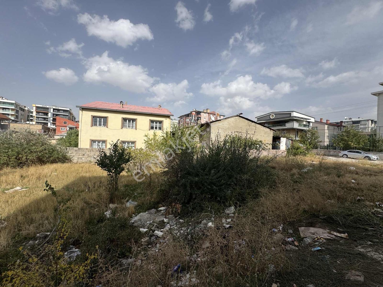 İkinisan Caddesi Yanı Satılık 660 M² Arsa — fotoğraf 6
