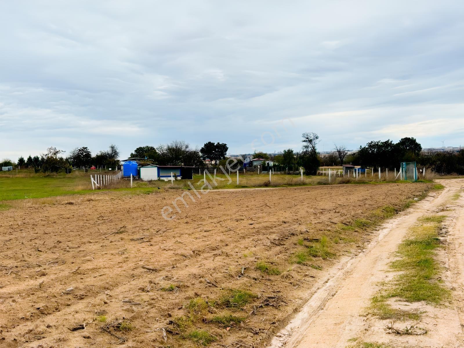 Güven'den Velimeşe'de 520m² Bağ Evimine Uygun Yola Cephe Arazi ! — fotoğraf 35