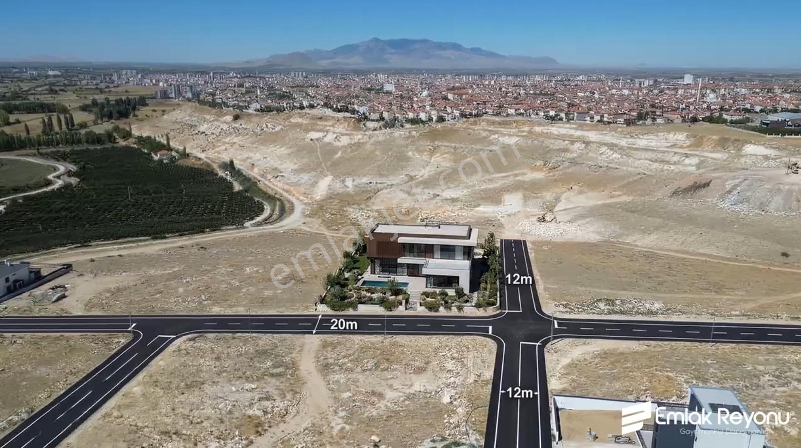 Karaman Elmaşehir Mah'de 1200m² Köşe Parsel Satılık Villa Arsası — fotoğraf 4