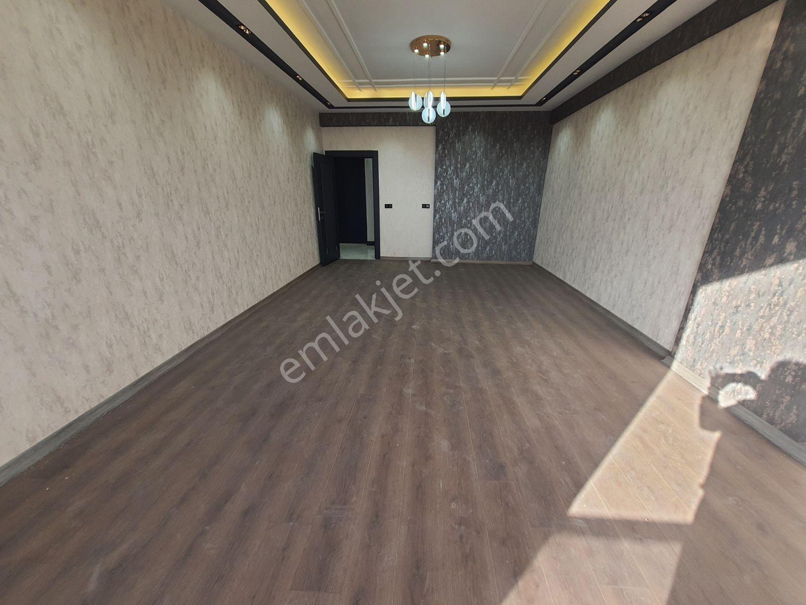 Öznur Emlak'tan Doğukent'te Satılık 4+1 Lüks Daire — fotoğraf 3
