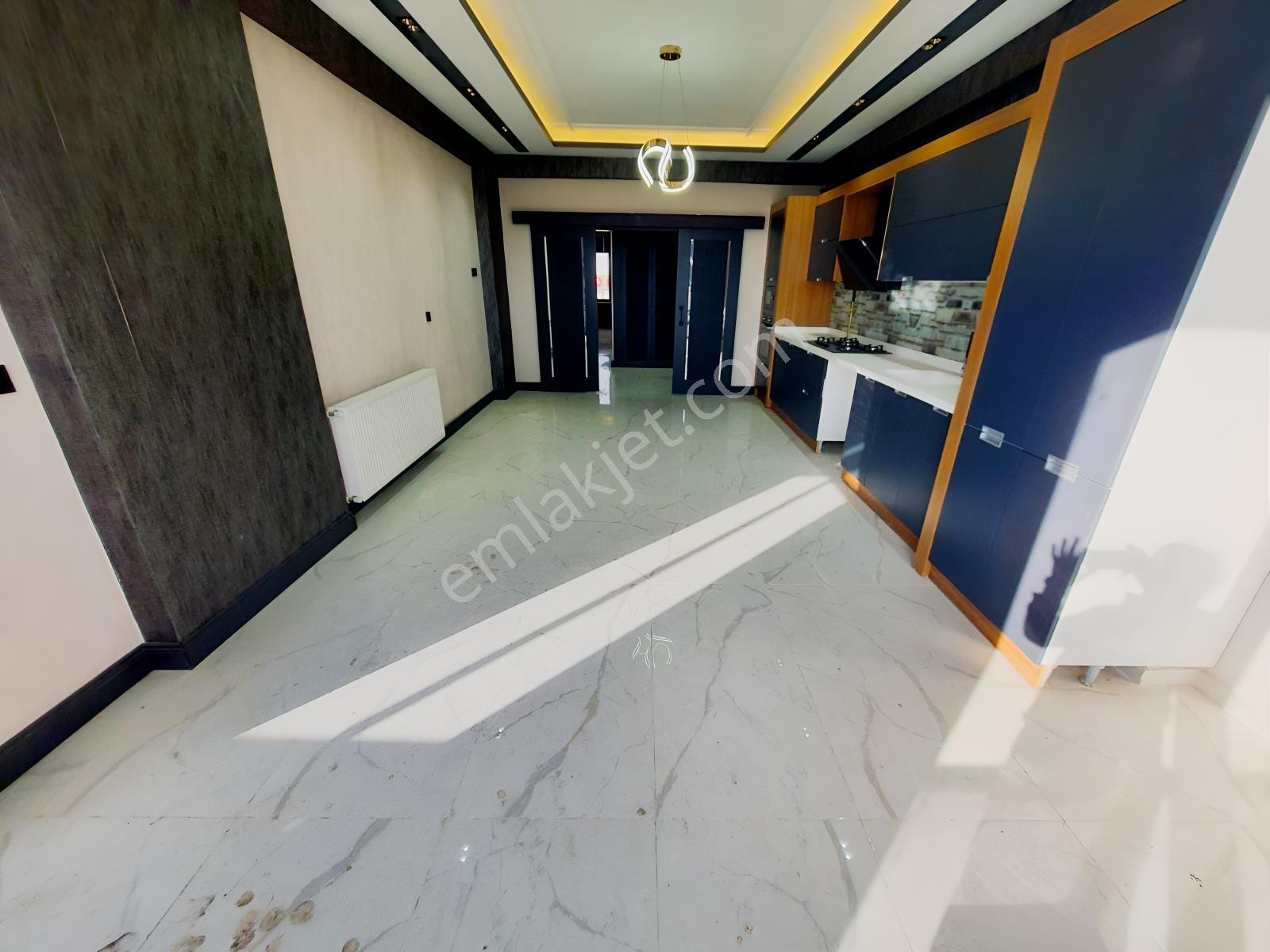 Öznur Emlak'tan Doğukent'te Satılık 4+1 Lüks Daire — fotoğraf 5